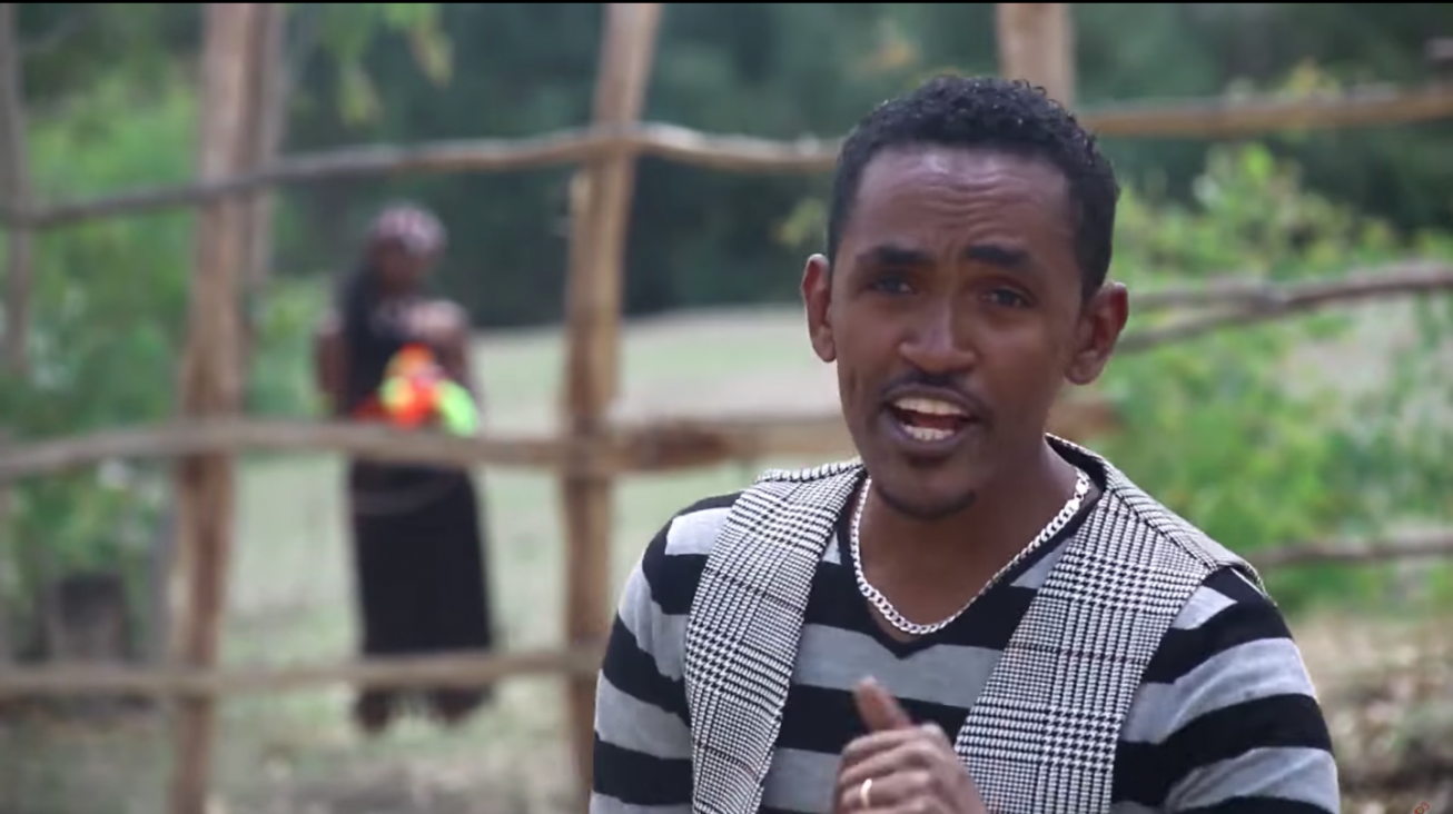 Hachalu Hendessa, capture d'écran de son clip