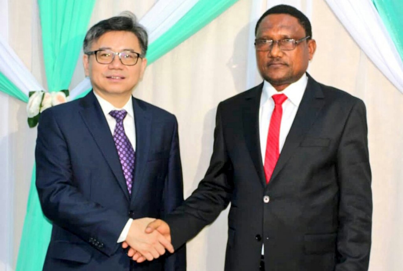 Jingtao Peng et Prosper Moretti
